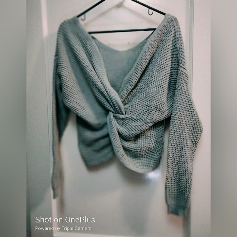 Moon & Madison fall like cross body sweater.